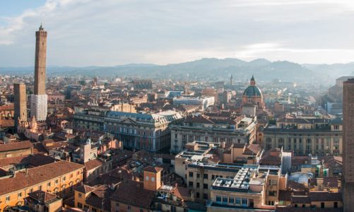 Scopri la Storica Torre Prendiparte o Coronata a Bologna
