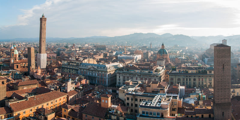 Scopri la Storica Torre Prendiparte o Coronata a Bologna